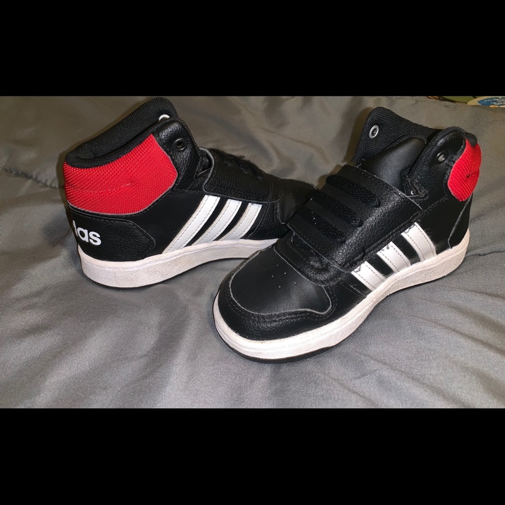Preschool boys sneakers